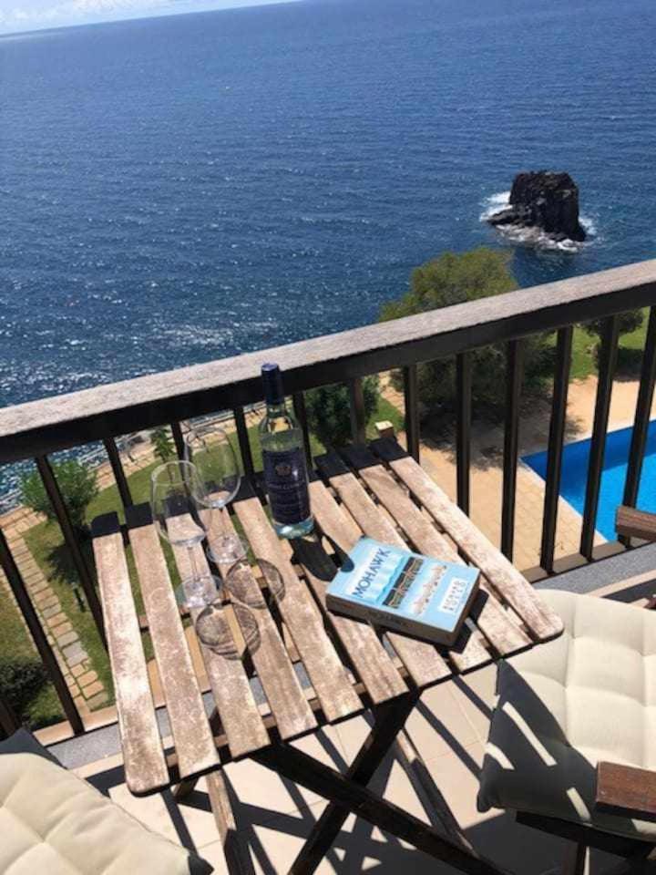 Cliff View III - Sea View + Pool + Wifi Appartement Funchal  Buitenkant foto