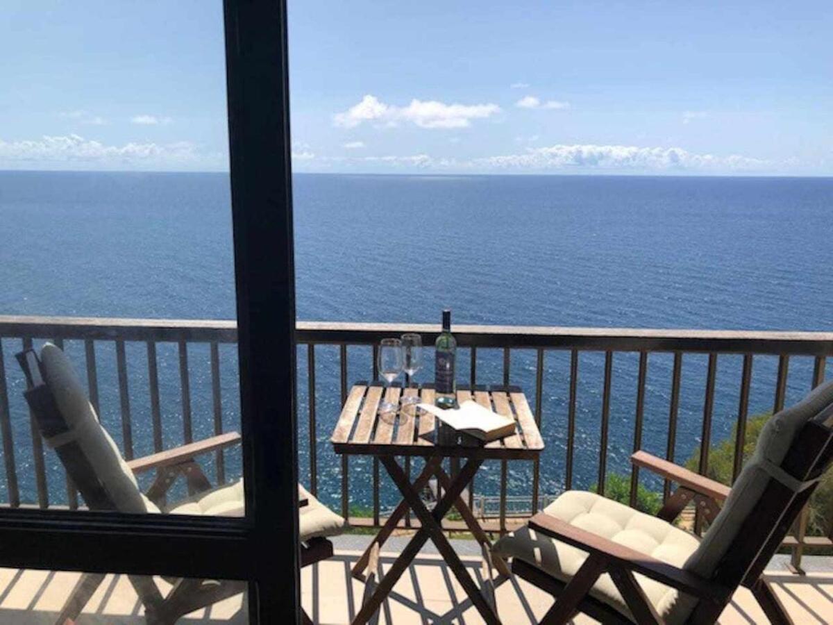 Cliff View III - Sea View + Pool + Wifi Appartement Funchal  Buitenkant foto