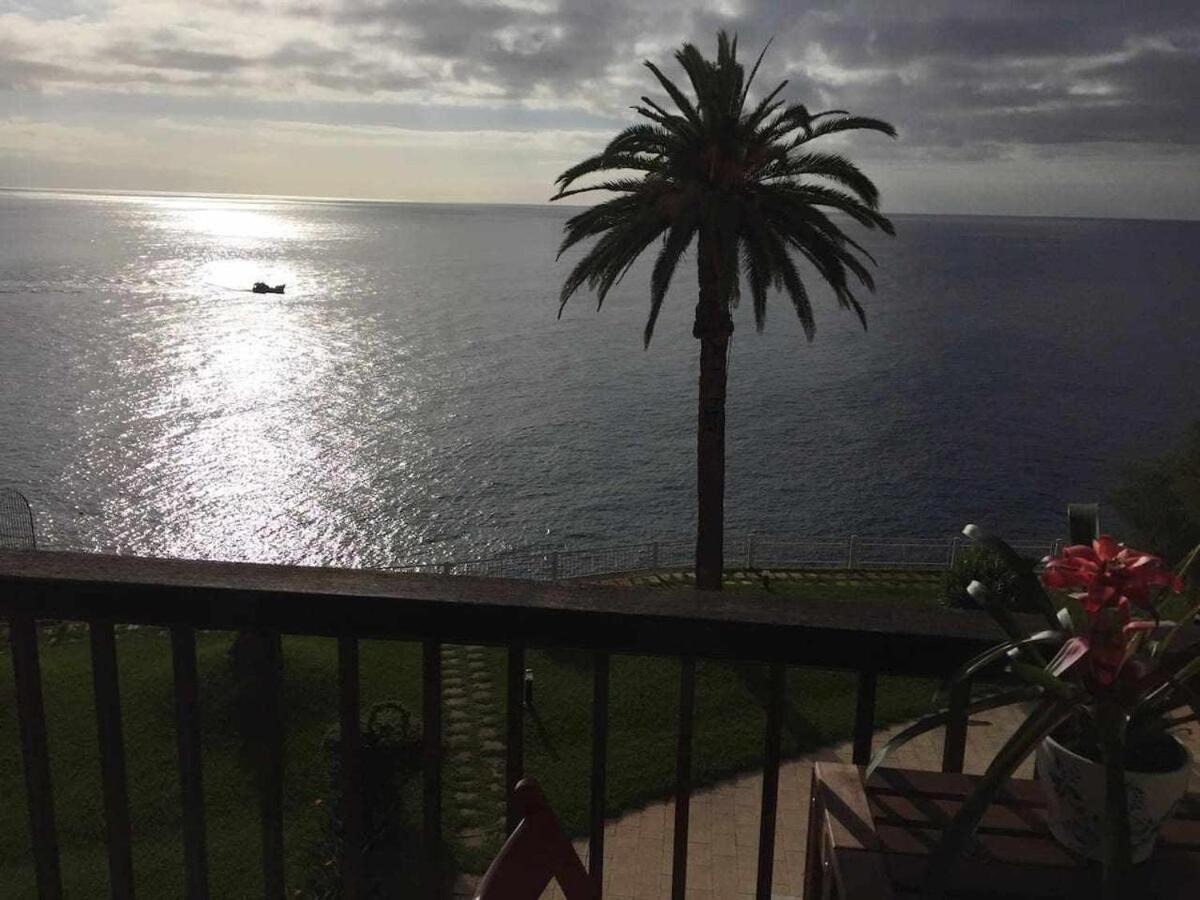 Cliff View III - Sea View + Pool + Wifi Appartement Funchal  Buitenkant foto