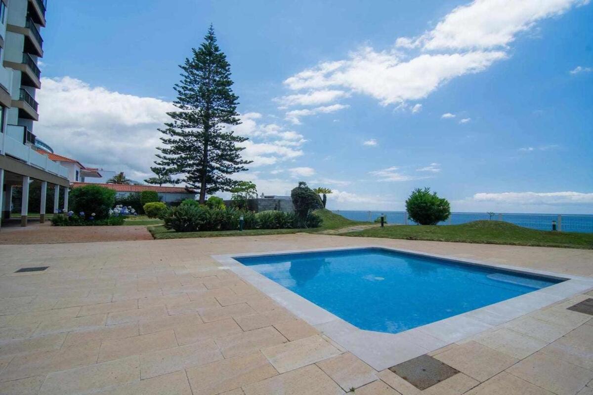 Cliff View III - Sea View + Pool + Wifi Appartement Funchal  Buitenkant foto